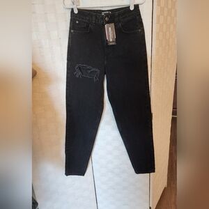 PRETTYLITTLETHING Washed Black Thigh Rip Mom Jeans Sz 0 NWT
